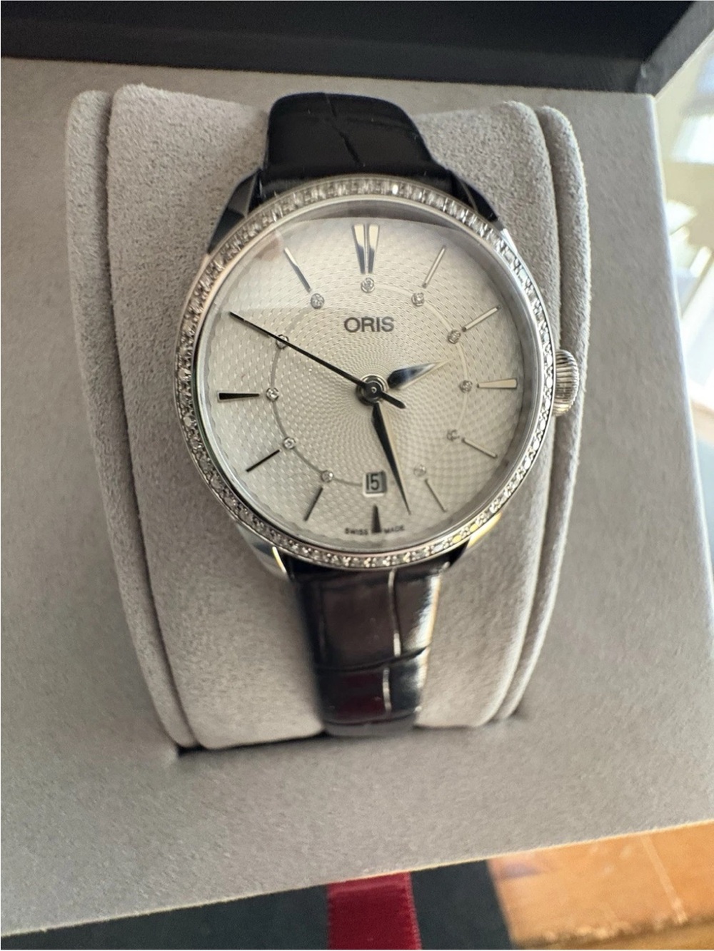 Oris Artelier Date Diamonds Automatic Ladies Watch 01 561 7722 4951 Box Tags